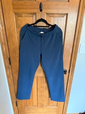 lululemon athletica Soft Stream High Rise Regular Pant Navy size 8